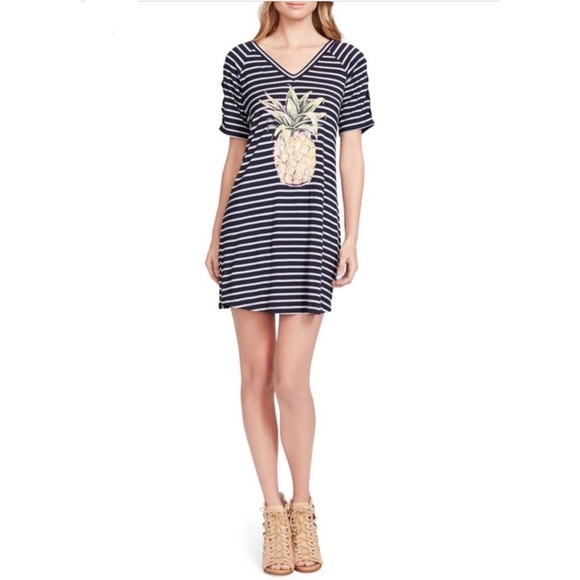 Jessica Simpson Dresses & Skirts - Jessica Simpson Glendalis Striped Pineapple Dress